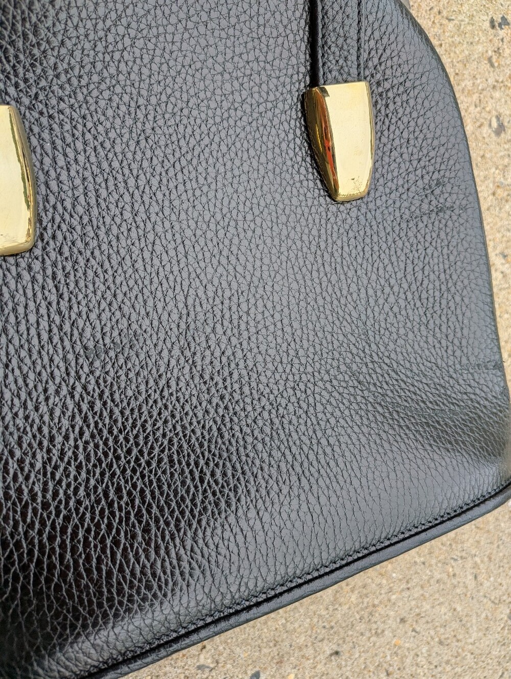 Arcier Vintage Made In Italy Classic Black Leather Shoulder Bag - Gold Hardware - Picture 7 of 8
